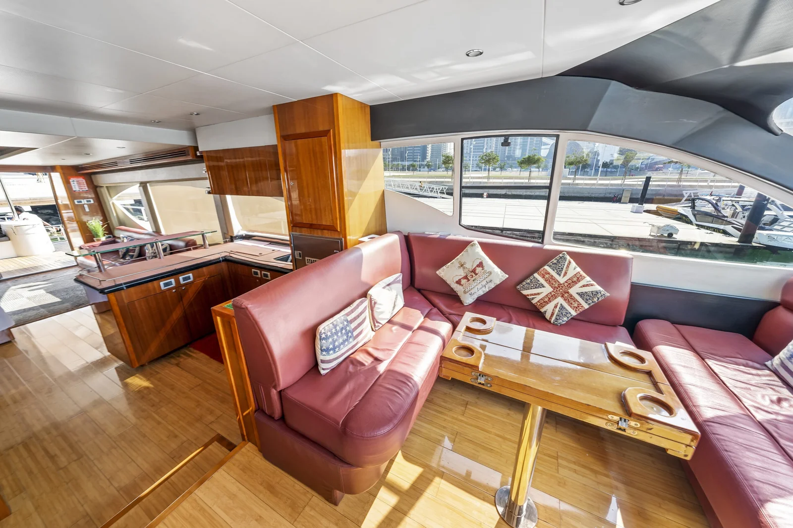 90ft Luxury Yacht View